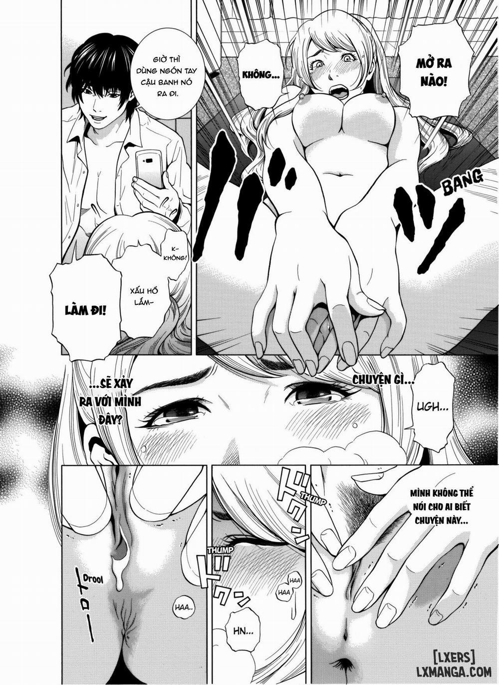 manhwax10.com - Truyện Manhwa Netorareru.~ Tsuma ga Ochi Yuku Hen'ai Kairaku no Hate ni... Chương 2 Trang 17